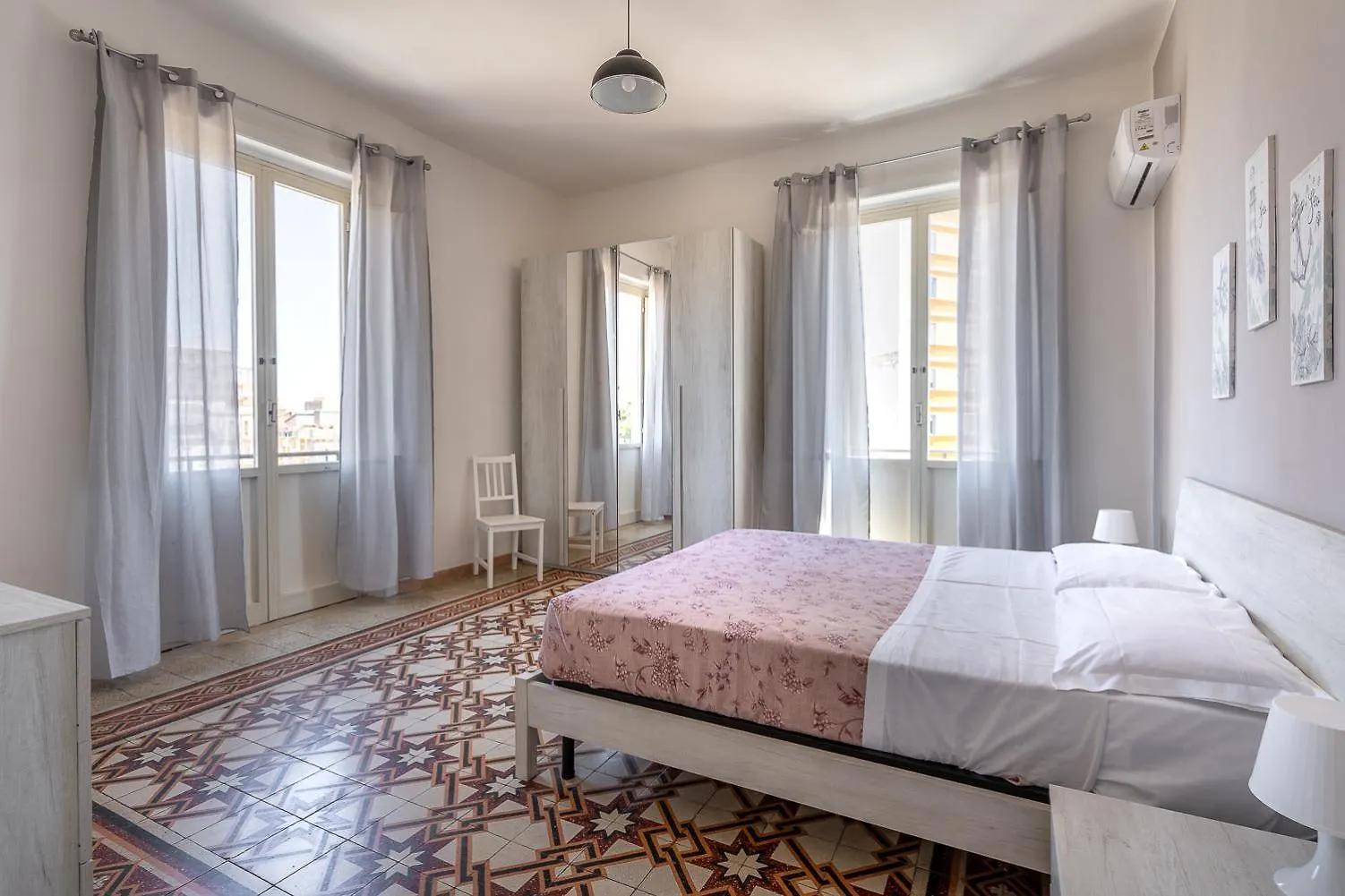 Myia Apartments - Casa Vacanza Syracuse